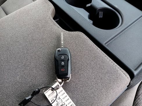 Used 2024 Ford F150 XLT AWD/4WD image 35