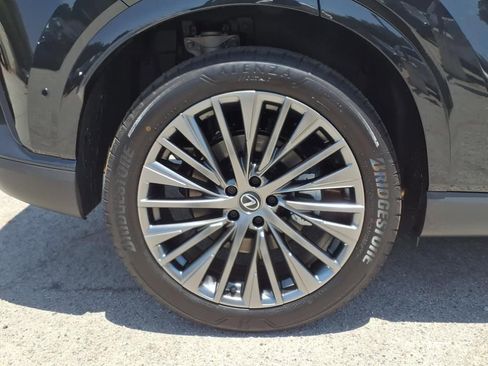 Used 2025 Lexus RX 450h AWD w/ Luxury Package image 4