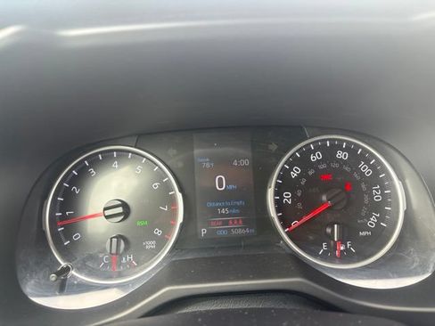 Used 2021 Toyota RAV4 XLE w/ Convenience Package AWD/4WD image 12