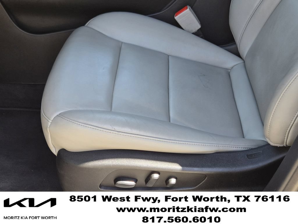 Used 2023 Cadillac XT4 Premium Luxury FWD image 26