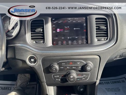 Used 2017 Dodge Charger R/T w/ Premium Group image 18