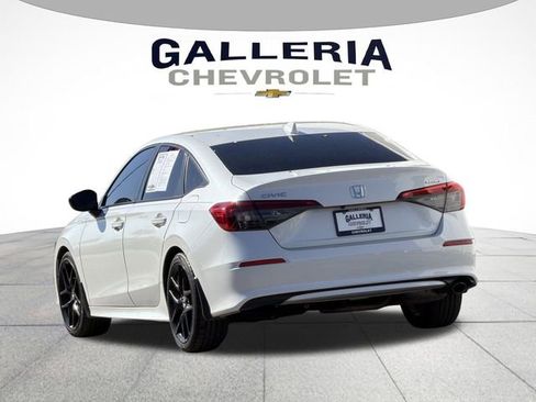 Used 2024 Honda Civic Sport image 5