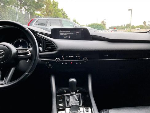 Used 2021 MAZDA MAZDA3 s FWD image 33