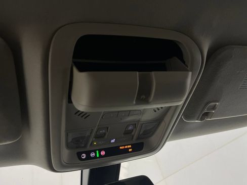 Used 2018 Cadillac XT5 Luxury image 54