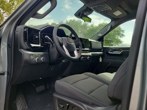 New 2026 GMC Sierra 1500 Elevation AWD/4WD image 8