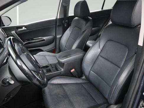 Used 2018 Kia Sportage EX w/ EX Premium Package FWD image 9