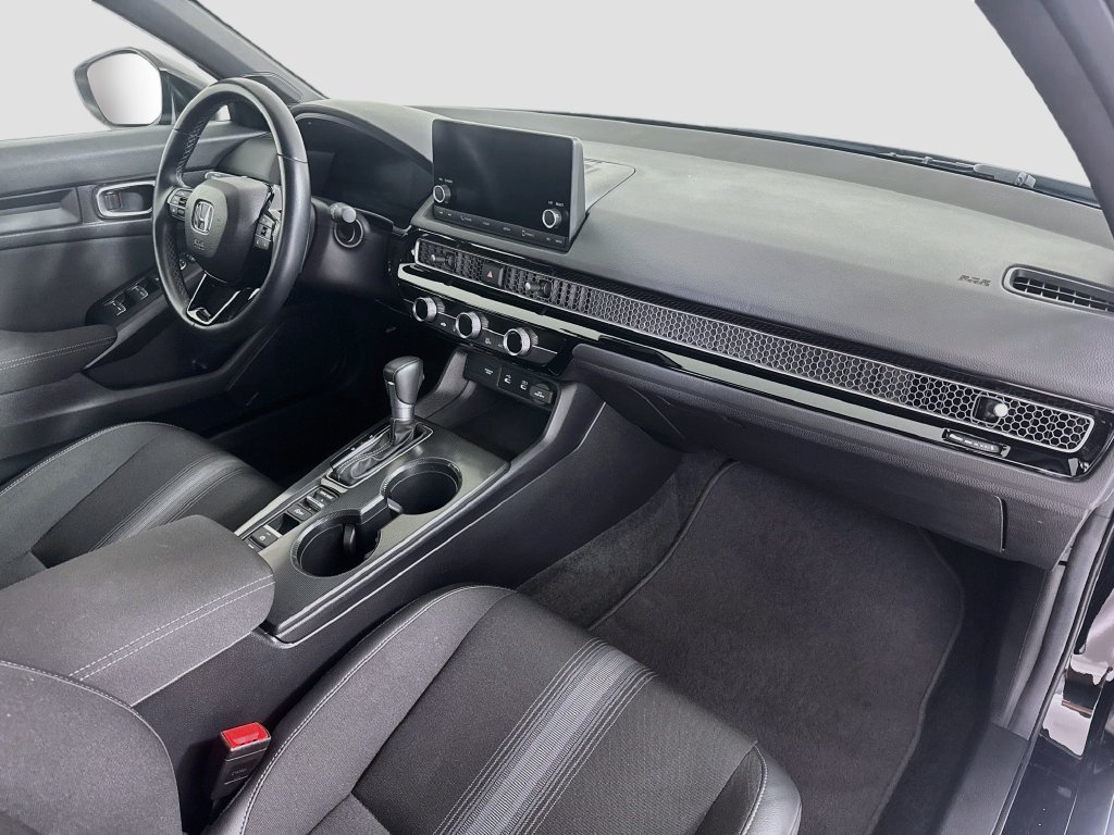 Used 2025 Honda Civic Sport image 25