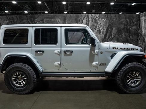 Used 2024 Jeep Wrangler Rubicon 392 image 23