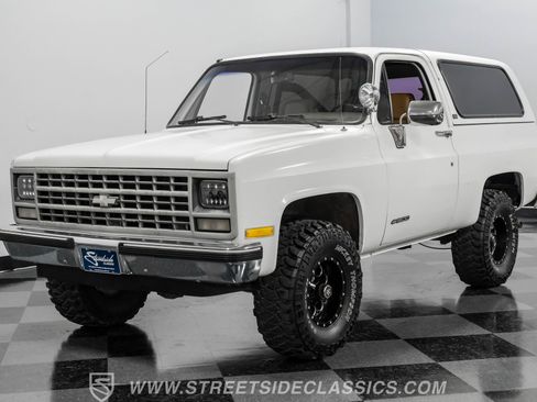 Used 1990 Chevrolet Blazer 4WD image 18