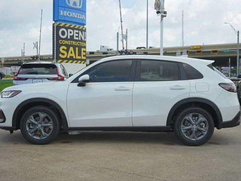 New 2027 Honda HR-V LX image 3