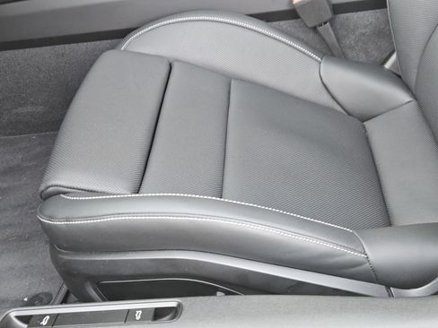 Certified 2026 Porsche 911 Carrera 4 GTS image 23