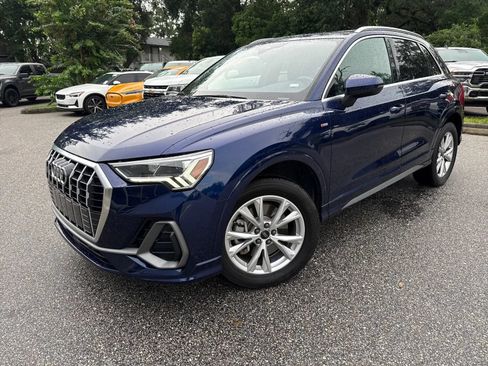 Used 2024 Audi Q3 2.0T Premium AWD/4WD image 2