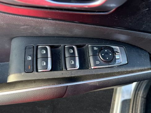 Used 2022 Kia Sorento LX FWD image 12