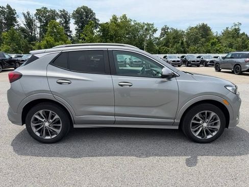 Used 2023 Buick Encore GX Select w/ Sport Touring Package AWD/4WD image 8
