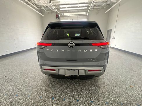 Used 2025 Nissan Pathfinder Platinum AWD/4WD image 4