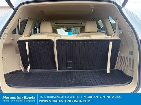 Used 2018 Toyota Highlander XLE FWD image 33