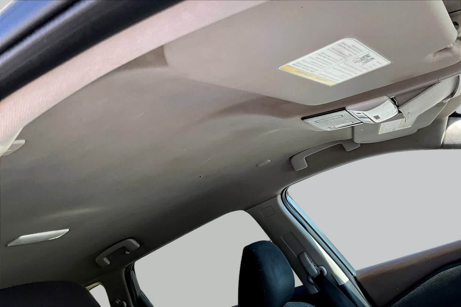 Used 2023 Nissan Rogue SV FWD image 11