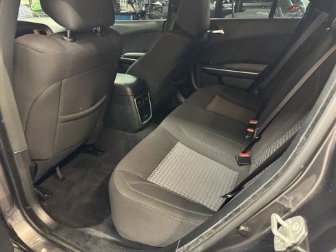 Used 2023 Dodge Charger SXT image 15