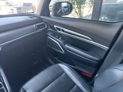 Used 2020 Kia Telluride S FWD image 17
