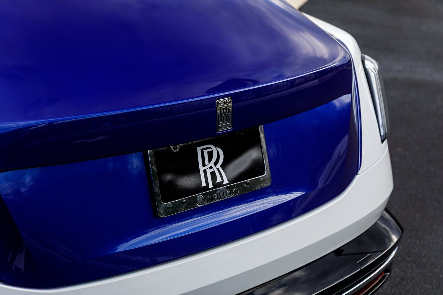 Used 2024 Rolls-Royce Spectre w/ Spectre Launch Package AWD/4WD image 17