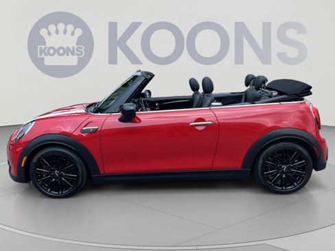 Used 2022 MINI Cooper S FWD image 2