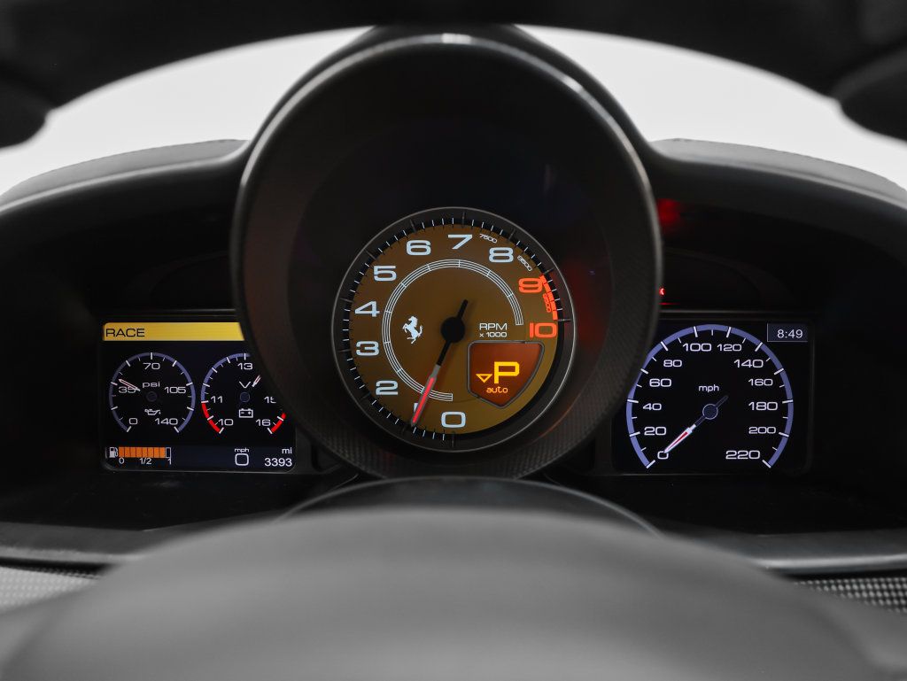Used 2010 Ferrari 458 Italia Coupe RWD image 41