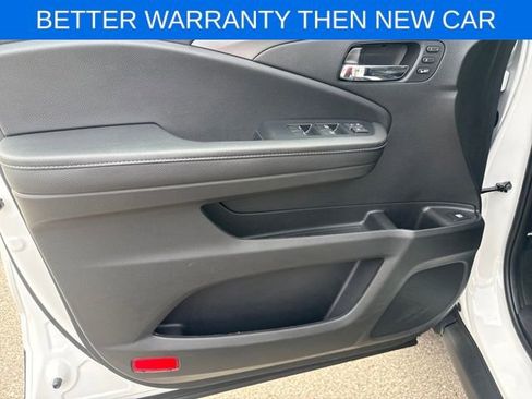 Certified 2025 Honda Ridgeline RTL image 9