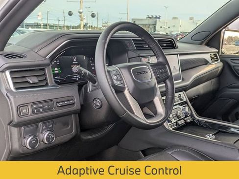 Used 2024 GMC Yukon XL Denali image 14