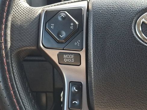 Used 2021 Toyota Tacoma SR5 AWD/4WD image 20
