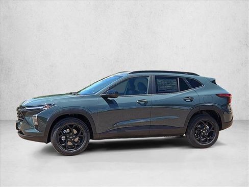 New 2026 Chevrolet Trax LT w/ Driver Confidence Package FWD image 5