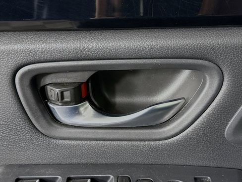 Used 2023 Honda Pilot Touring image 24