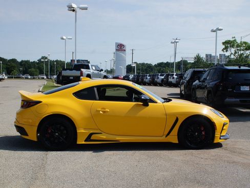 Used 2026 Toyota GR86 YUZU Limited w/ GR Aero Kit RWD image 19