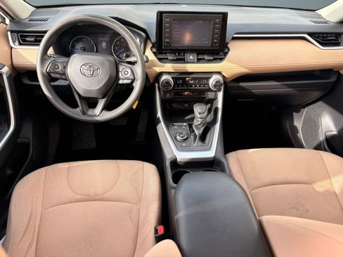 Used 2019 Toyota RAV4 LE image 24
