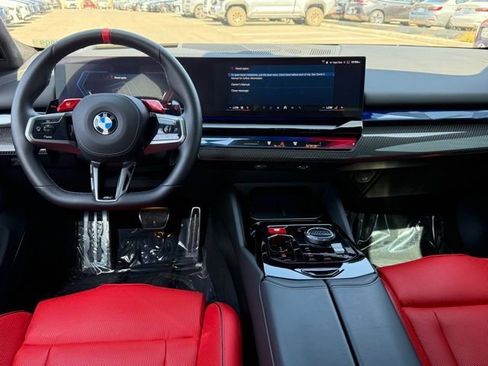 Used 2025 BMW M5 w/ Executive Package AWD/4WD image 29