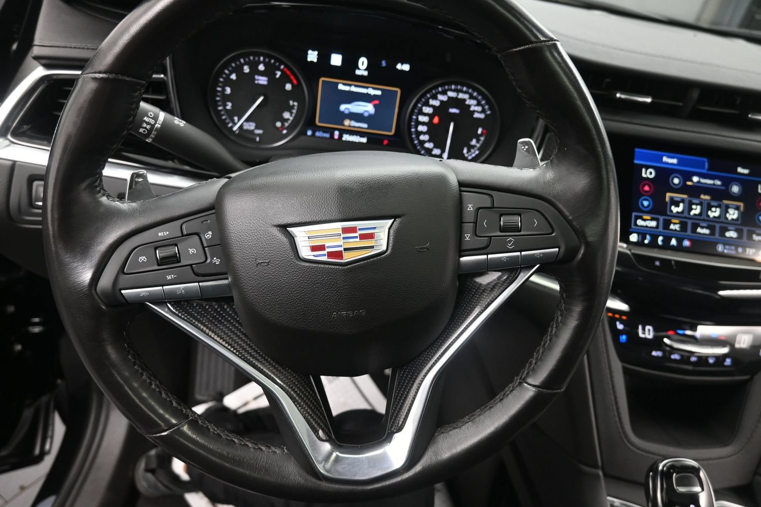Used 2024 Cadillac XT6 Sport w/ Technology Package AWD/4WD image 22