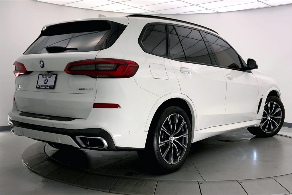 Used 2019 BMW X5 xDrive40i w/ M Sport Package AWD/4WD image 13