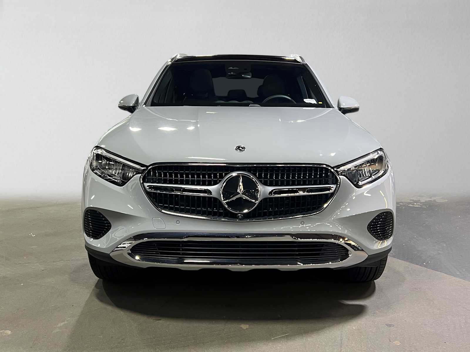 Used 2026 Mercedes-Benz GLC 300 4MATIC image 8