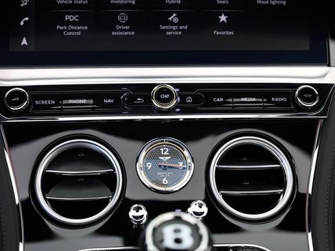New 2025 Bentley Continental GTC image 36