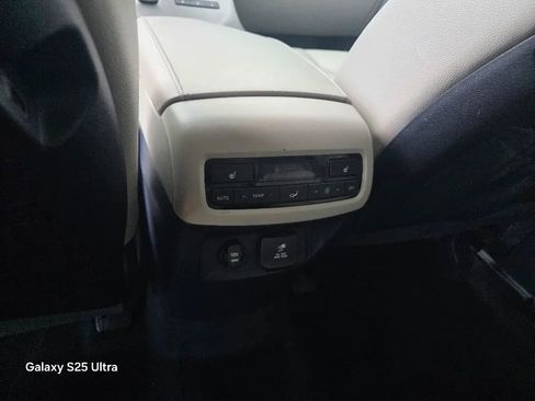 Used 2022 Hyundai Palisade SEL w/ Premium Package FWD image 24