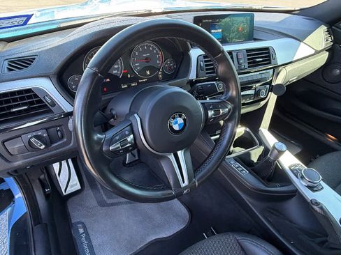 Used 2018 BMW M4 Coupe RWD image 10