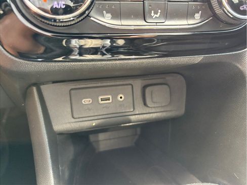 Used 2021 Buick Encore GX Select w/ Sport Touring Package FWD image 30