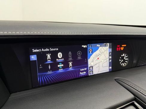 Used 2021 Lexus LC 500 Convertible w/ Touring Package RWD image 32