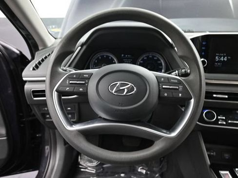 Used 2023 Hyundai Sonata SEL w/ Preferred Accessory Package FWD image 12