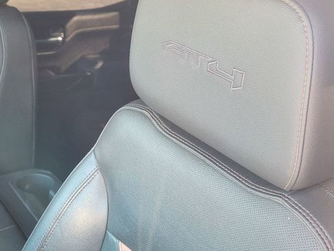 Used 2020 GMC Sierra 1500 AT4 w/ AT4 Premium Package image 15