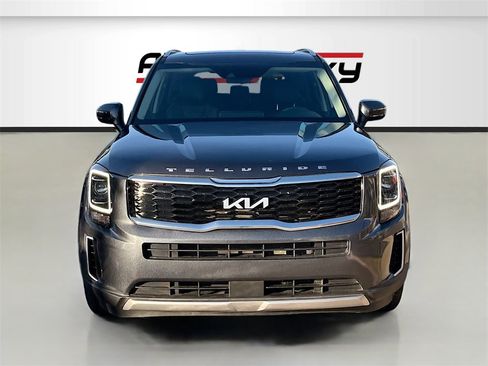 Used 2022 Kia Telluride EX image 2