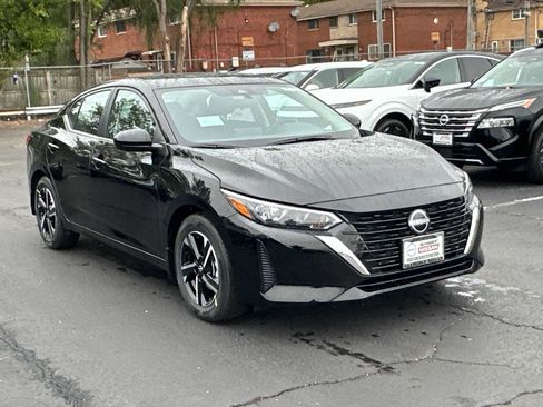 New 2025 Nissan Sentra SV image 3