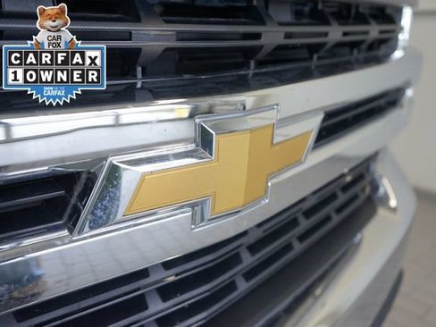 Used 2022 Chevrolet Silverado 1500 LT AWD/4WD image 19
