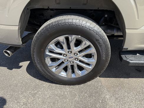 New 2025 Ford F150 Lariat w/ Equipment Group 502A High image 32