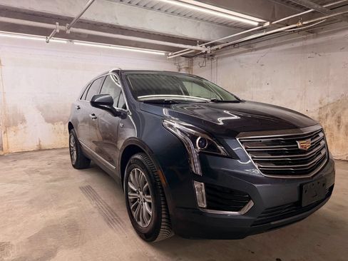 Used 2019 Cadillac XT5 Luxury AWD/4WD image 3