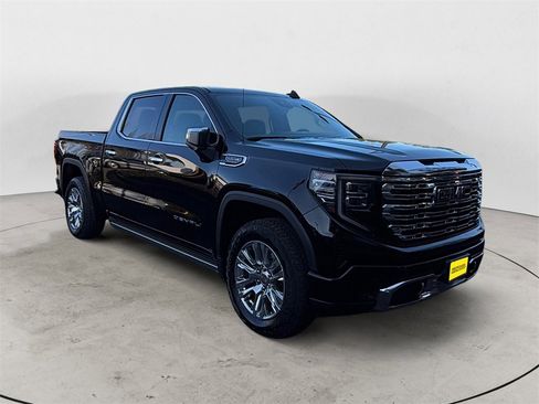 Used 2024 GMC Sierra 1500 Denali w/ Technology Package image 7